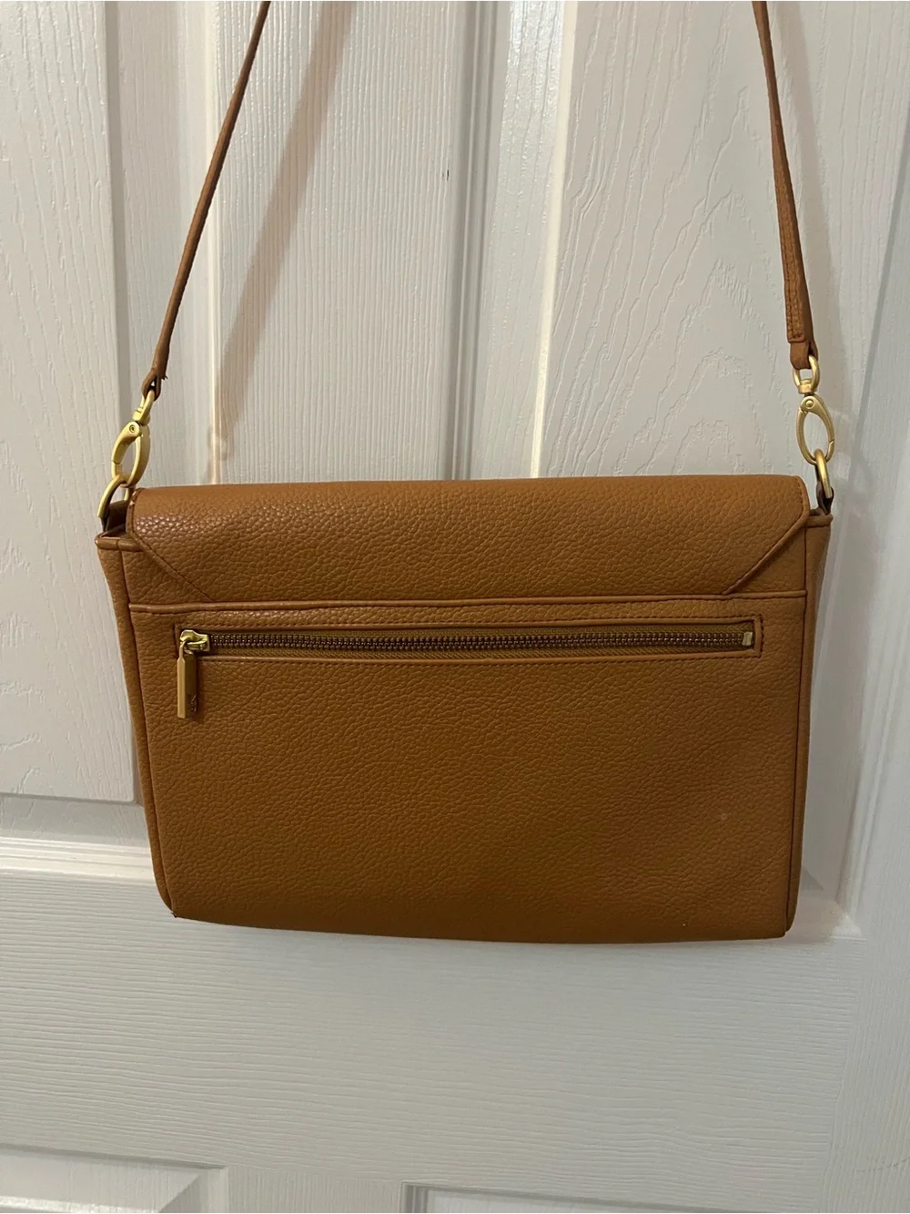 Freshly Picked Tan Leather Crossbody Shoulder Bag
